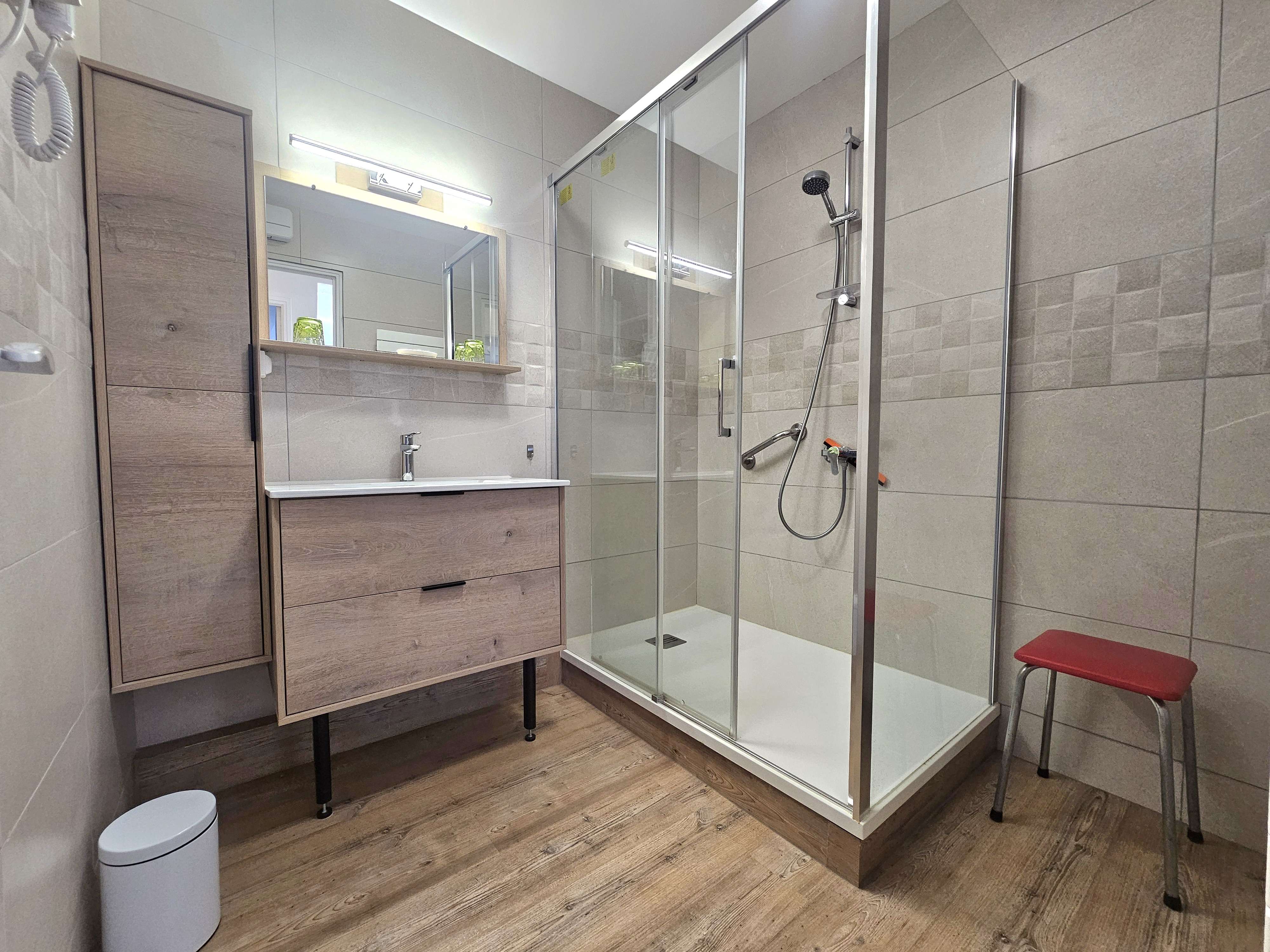 _clients_193454005_photos_651l_19371389
