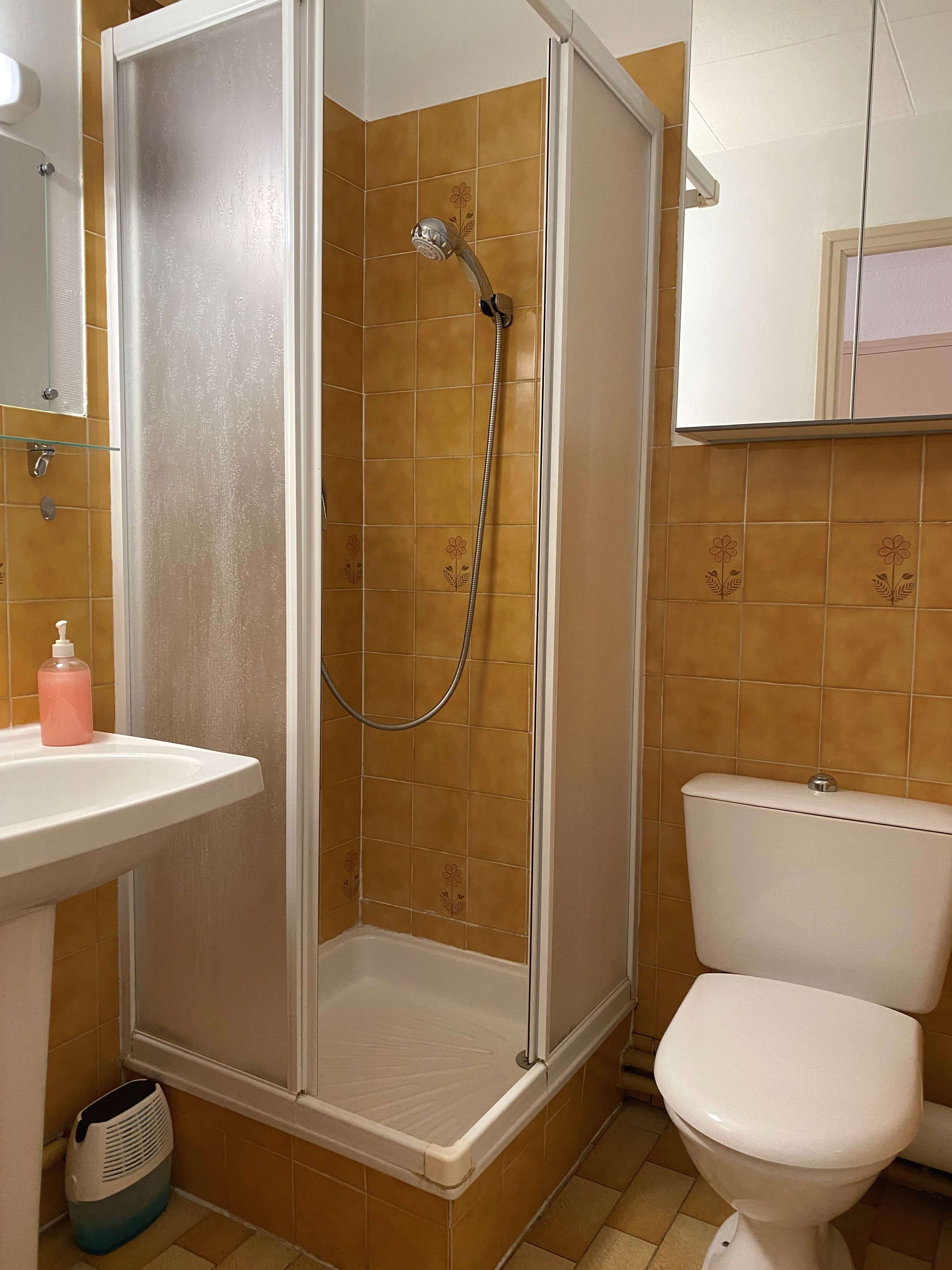 _clients_193454005_photos_740i_19469797