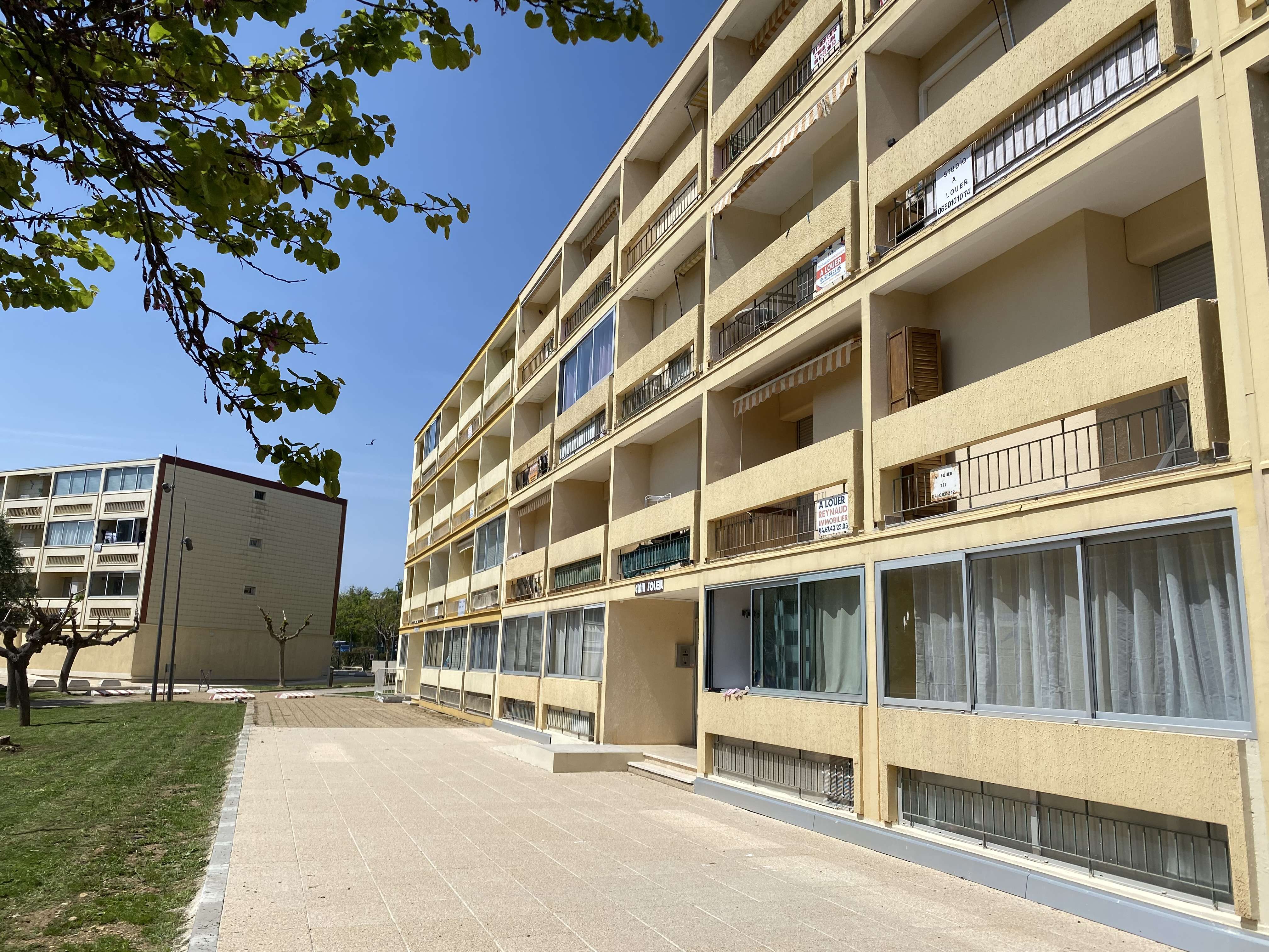 _clients_193454005_photos_792j_18957533