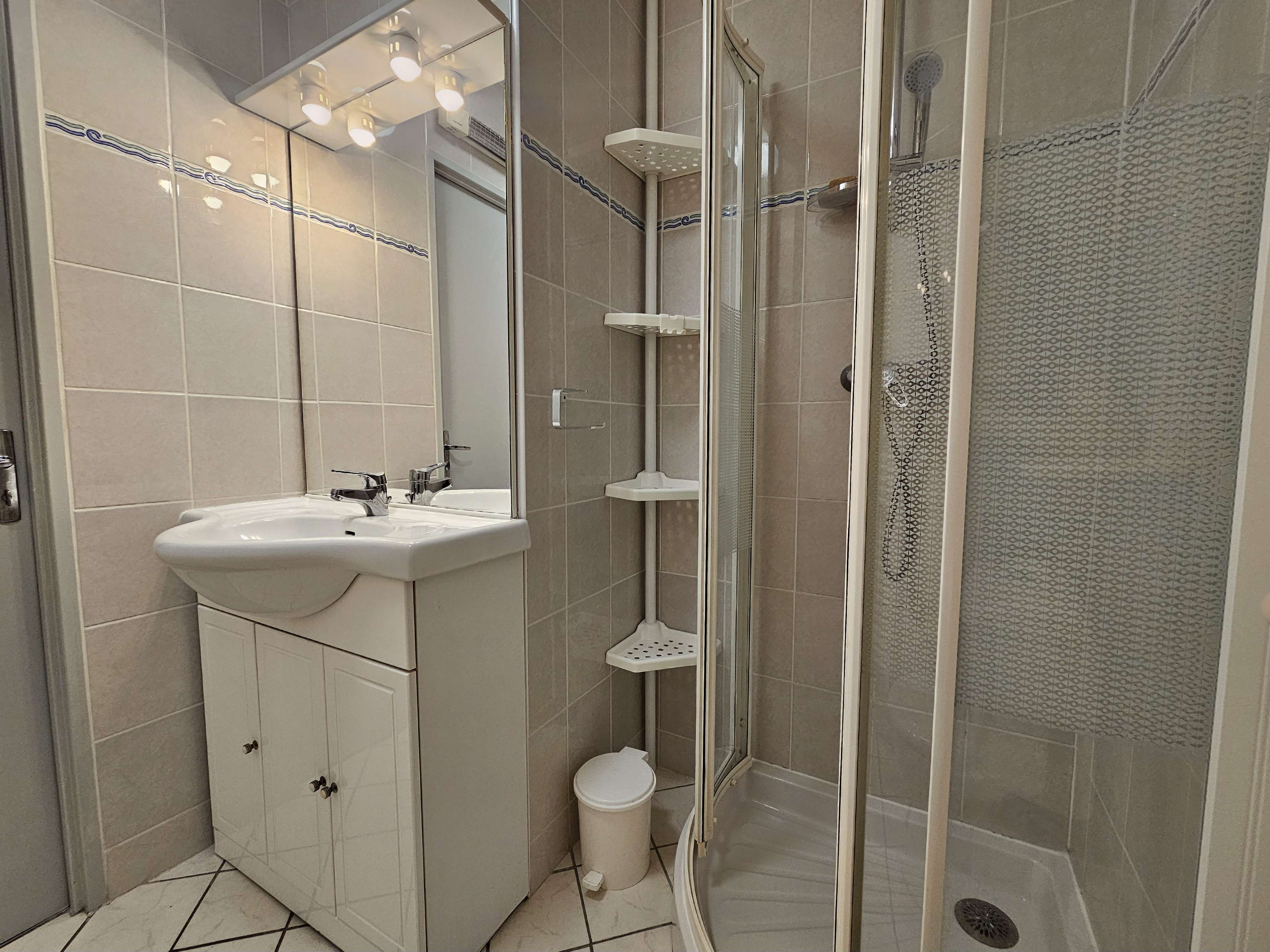 _clients_193454005_photos_806i_19062125