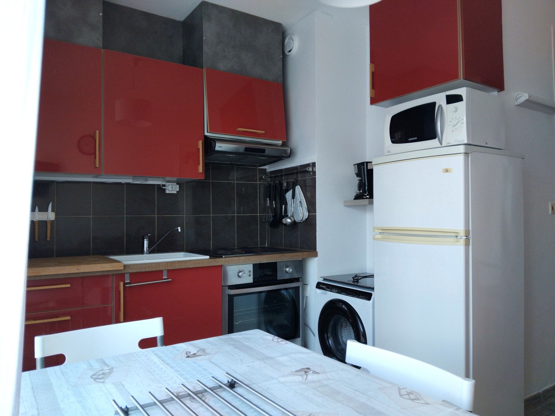 _lv_images__lot_0000000001_02_18600498