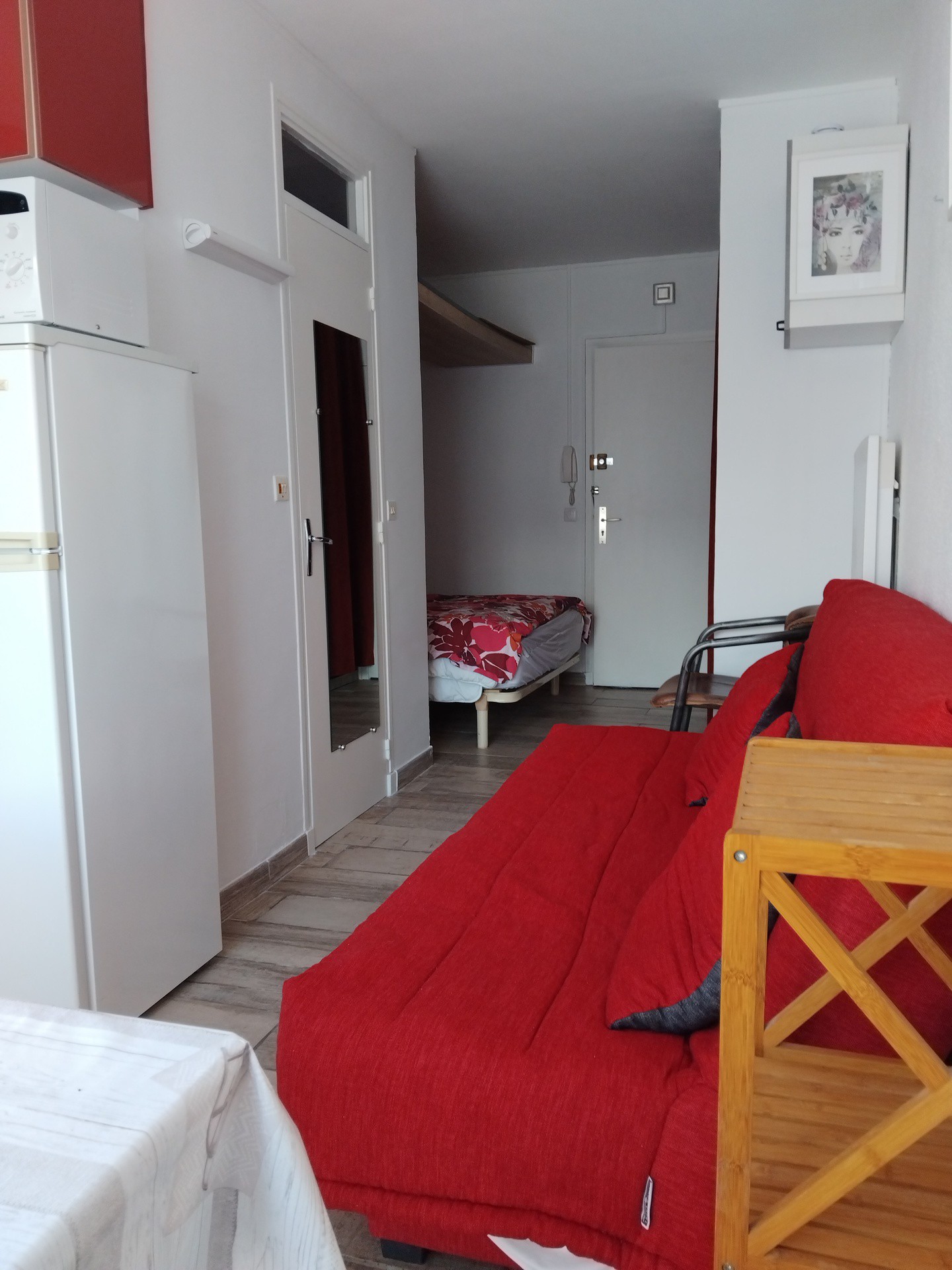 _lv_images__lot_0000000001_08_18432505