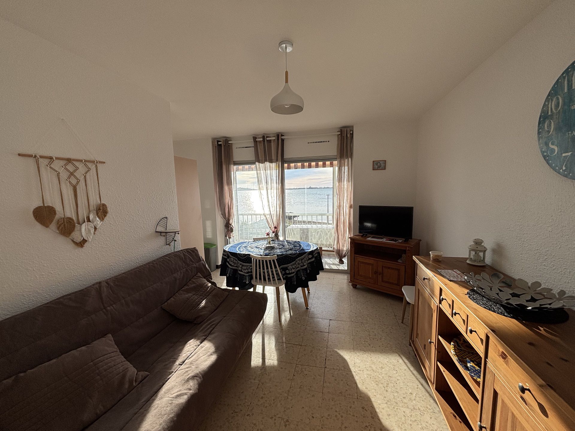 _lv_images__lot_0000000015_05_19197556