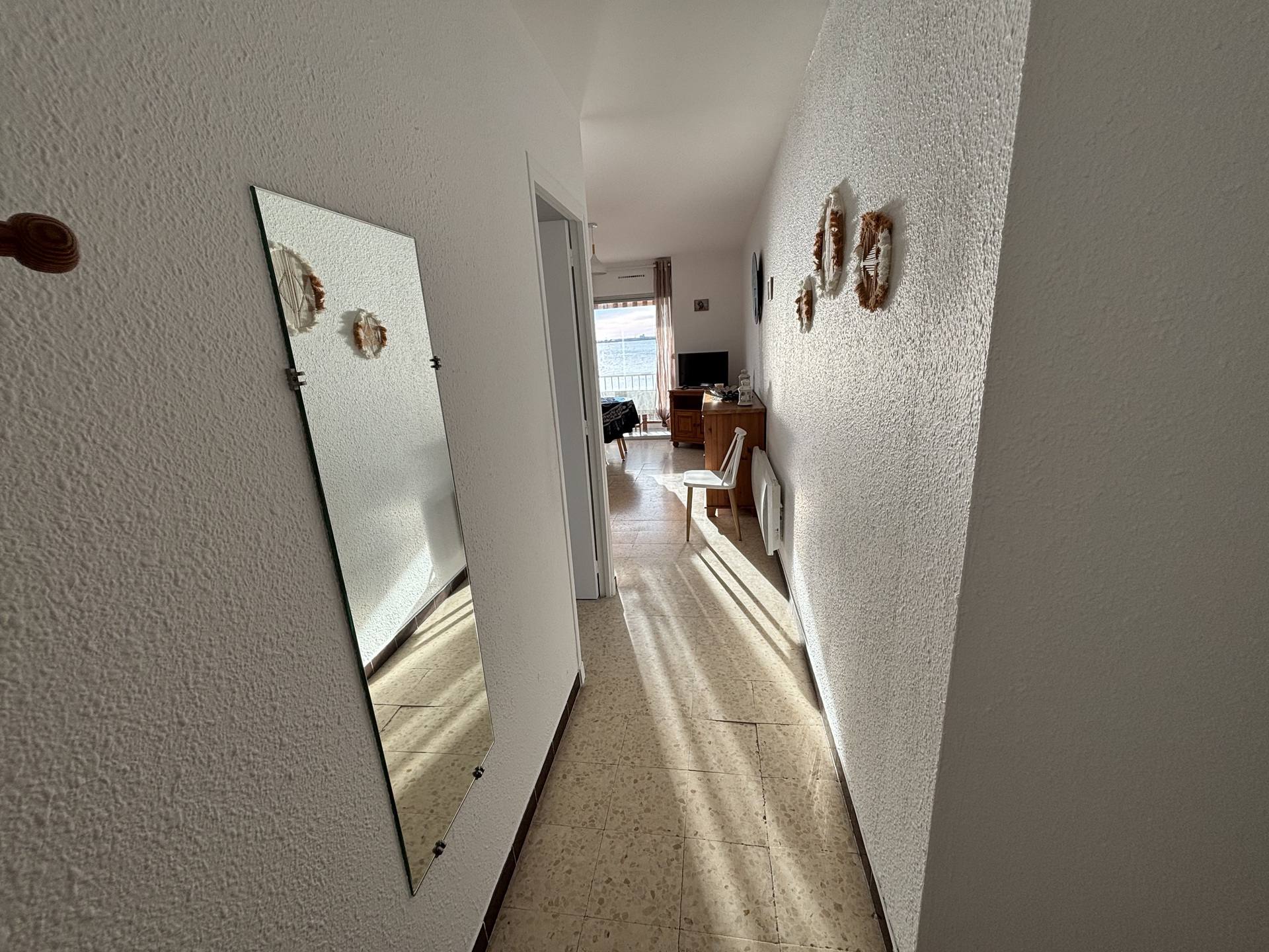 _lv_images__lot_0000000015_11_19197562