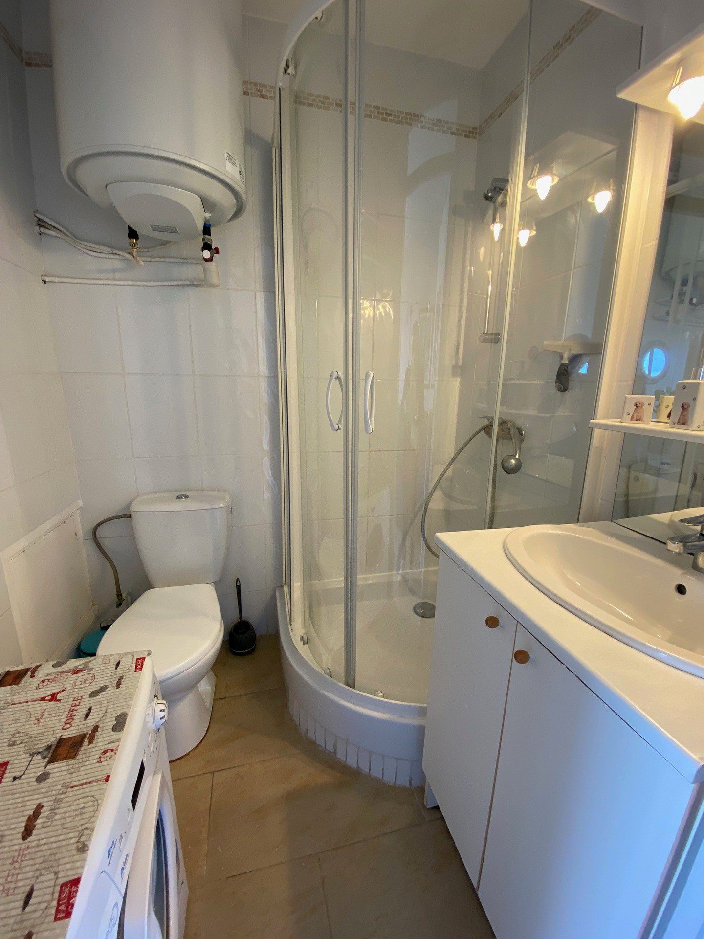 _lv_images__lot_0000000018_04_19064359