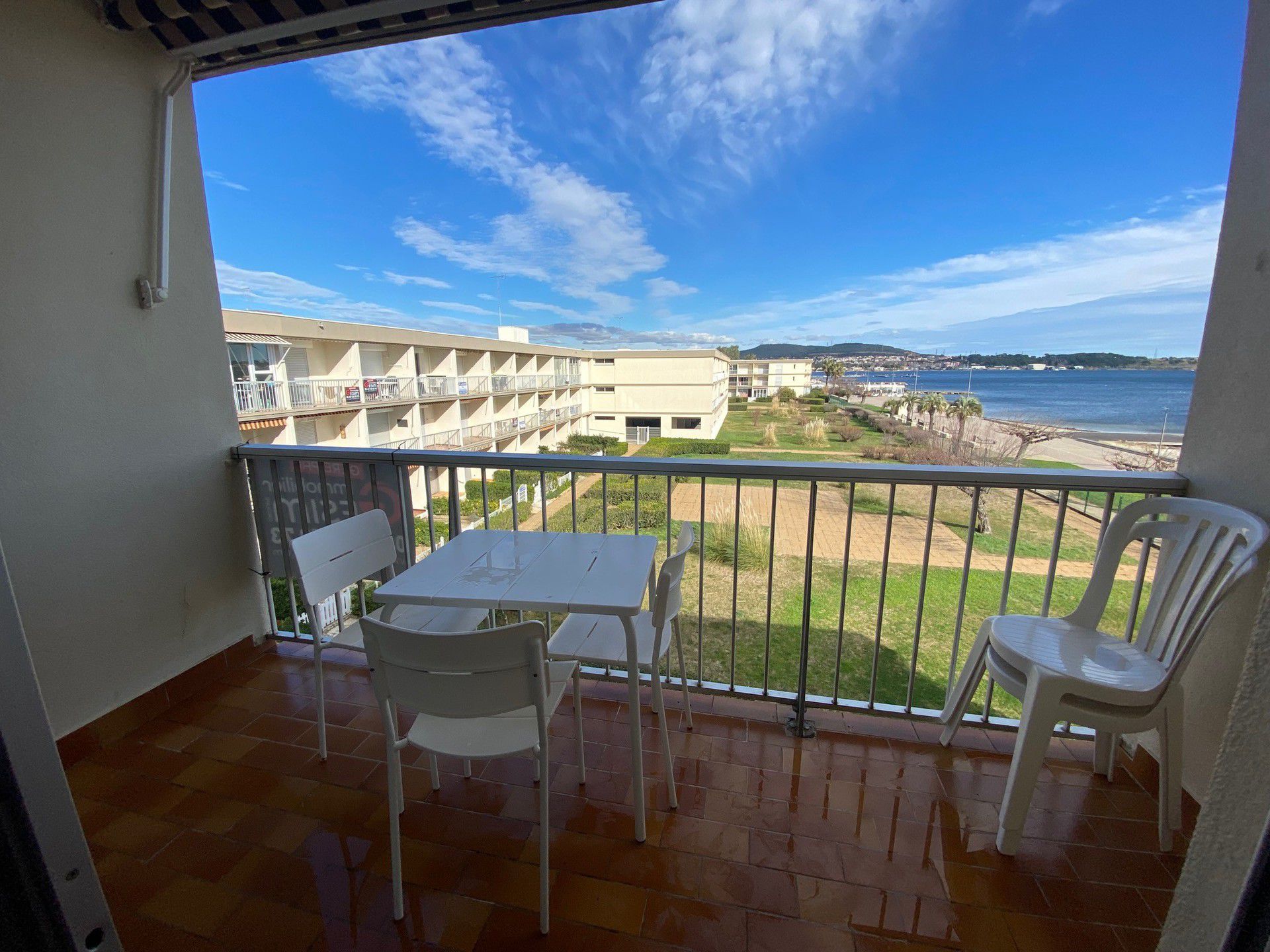 _lv_images__lot_0000000018_06_18750776