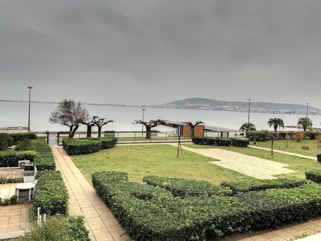 _lv_images__lot_0000000027_16_18425608