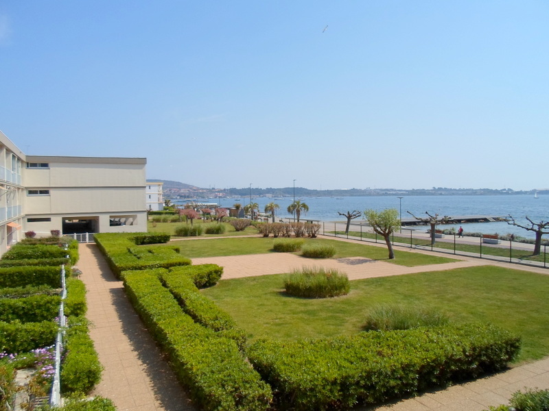 _lv_images__lot_0000000037_10_18432577