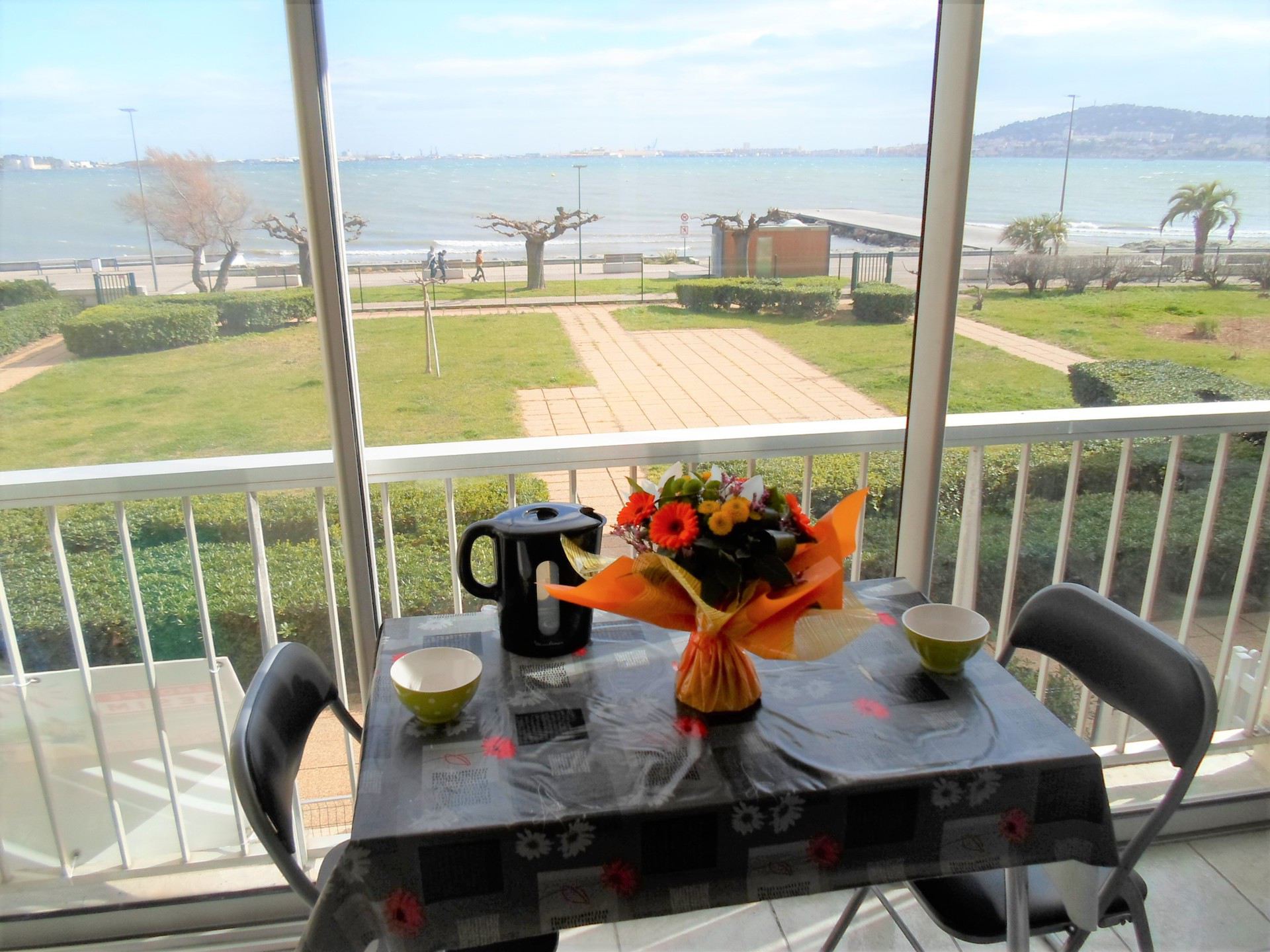 _lv_images__lot_0000000040_02_19064342