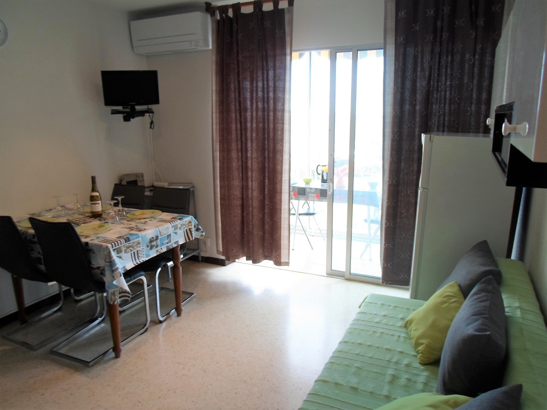 _lv_images__lot_0000000040_03_19155661