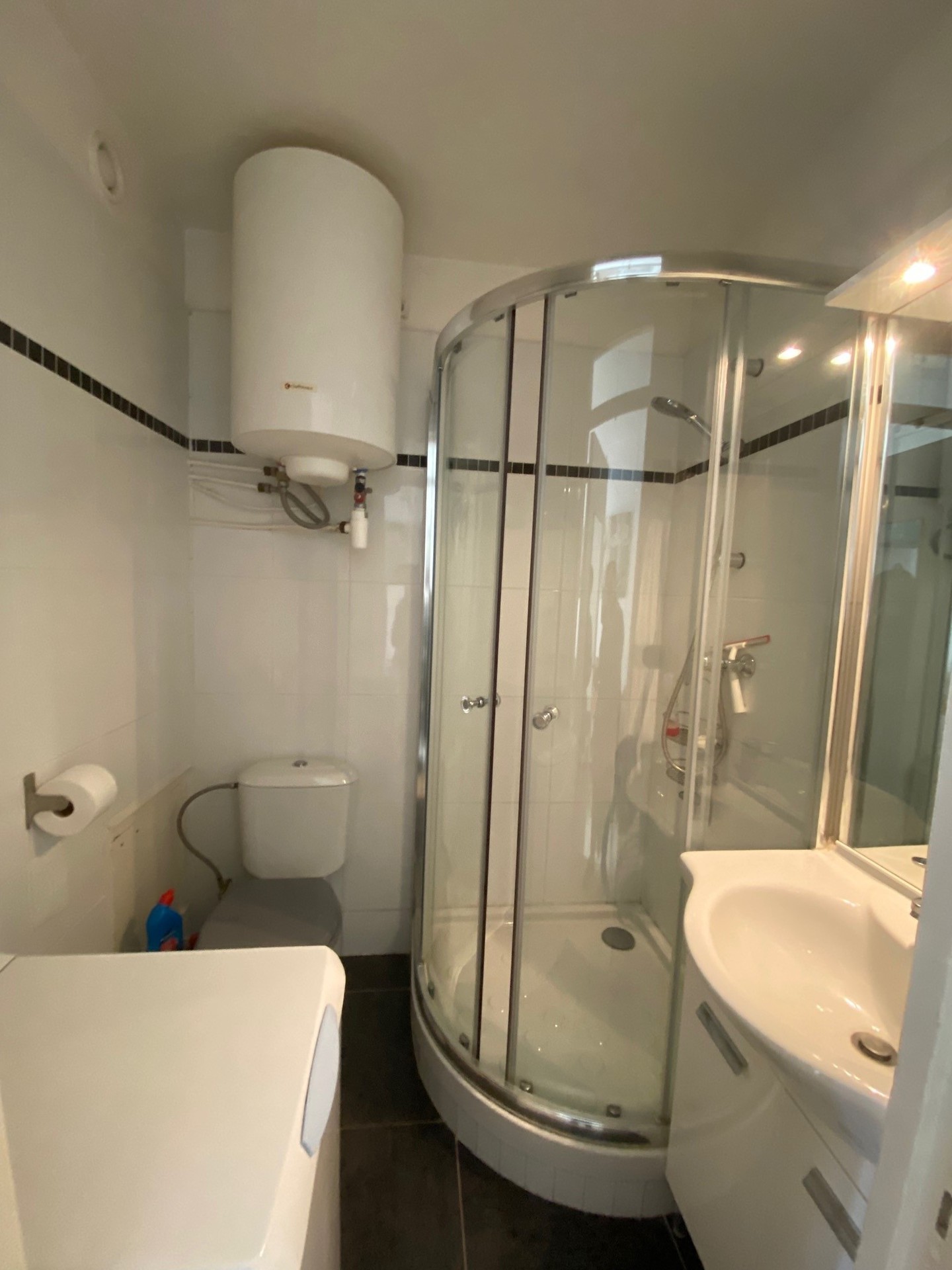 _lv_images__lot_0000000046_07_18839811