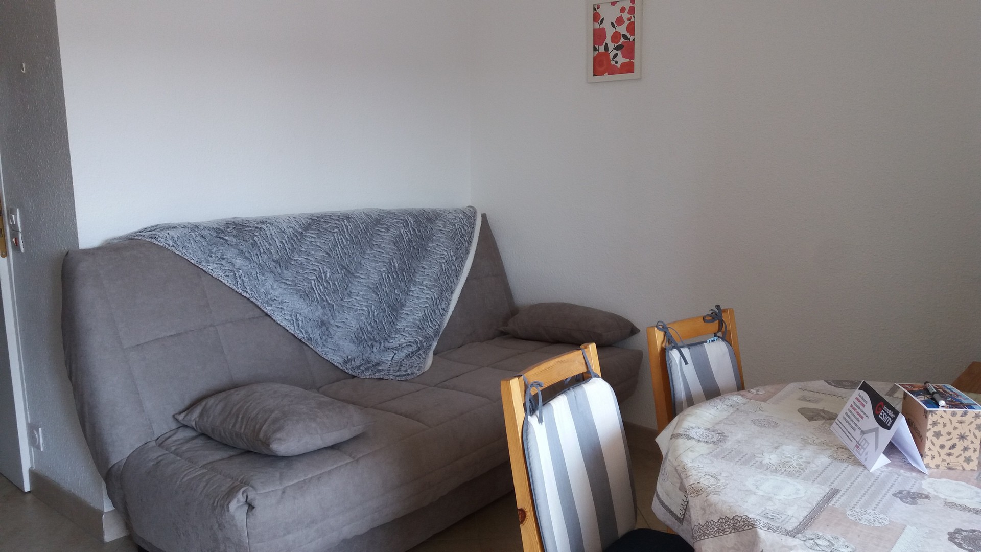 _lv_images__lot_0000000059_03_18750331