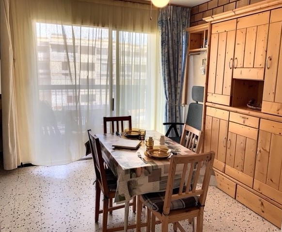 _lv_images__lot_0000000068_03_18132289