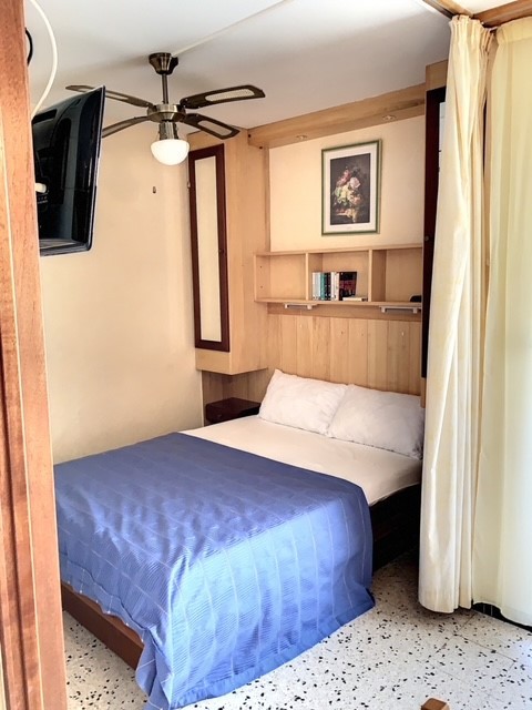 _lv_images__lot_0000000068_07_18132293