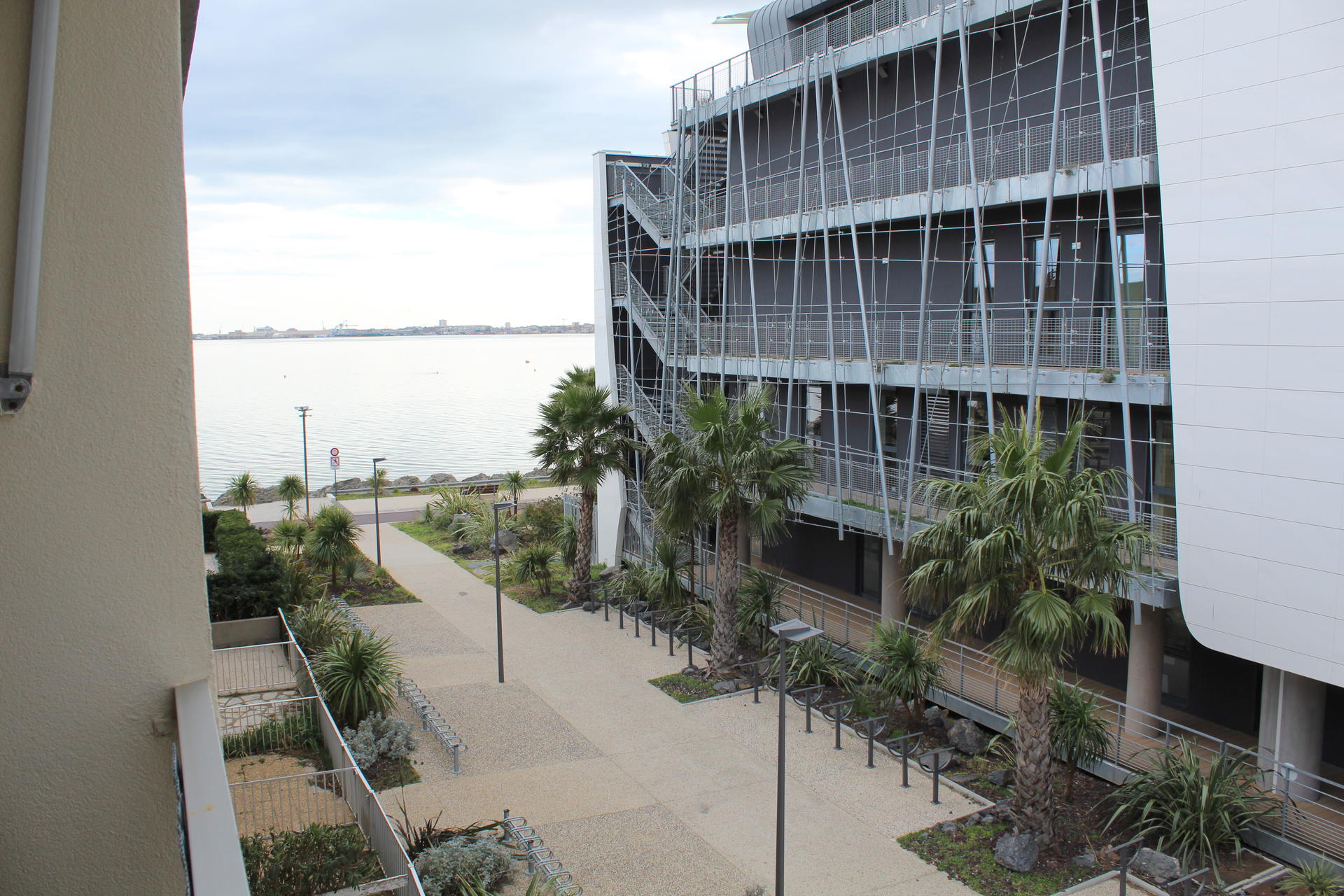 _lv_images__lot_0000000078_12_18974731