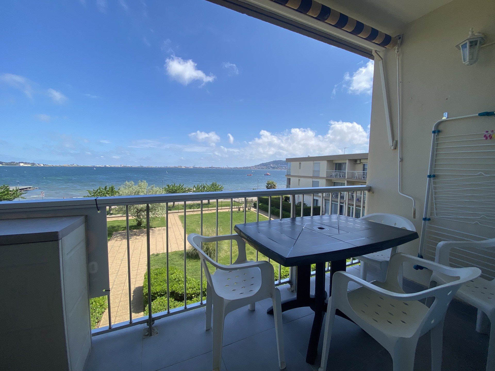 _lv_images__lot_0000000083_14_18960324