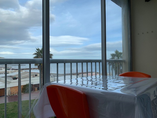 _lv_images__lot_0000000085_09_18117313