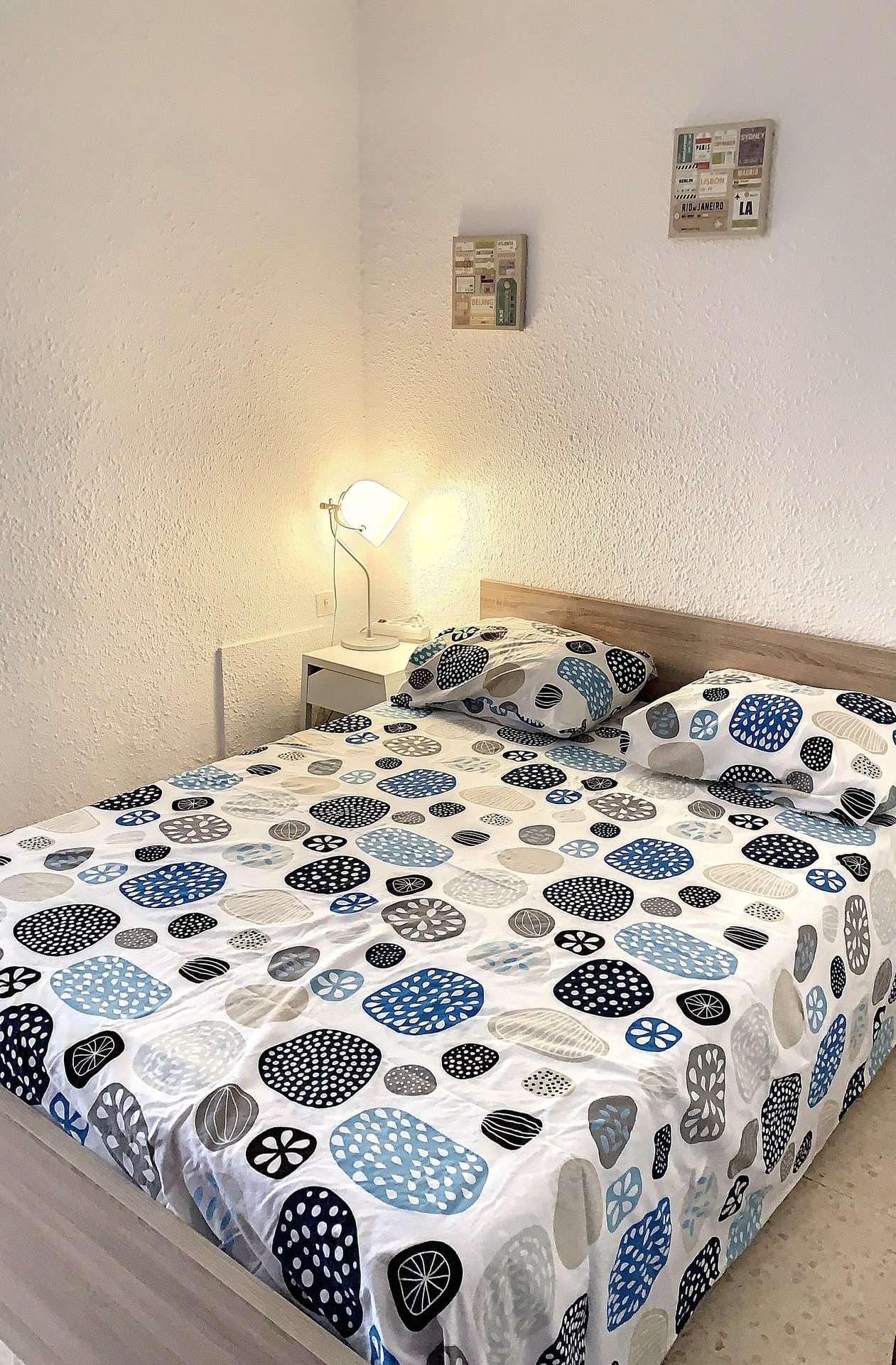 _lv_images__lot_0000000094_06_18840587