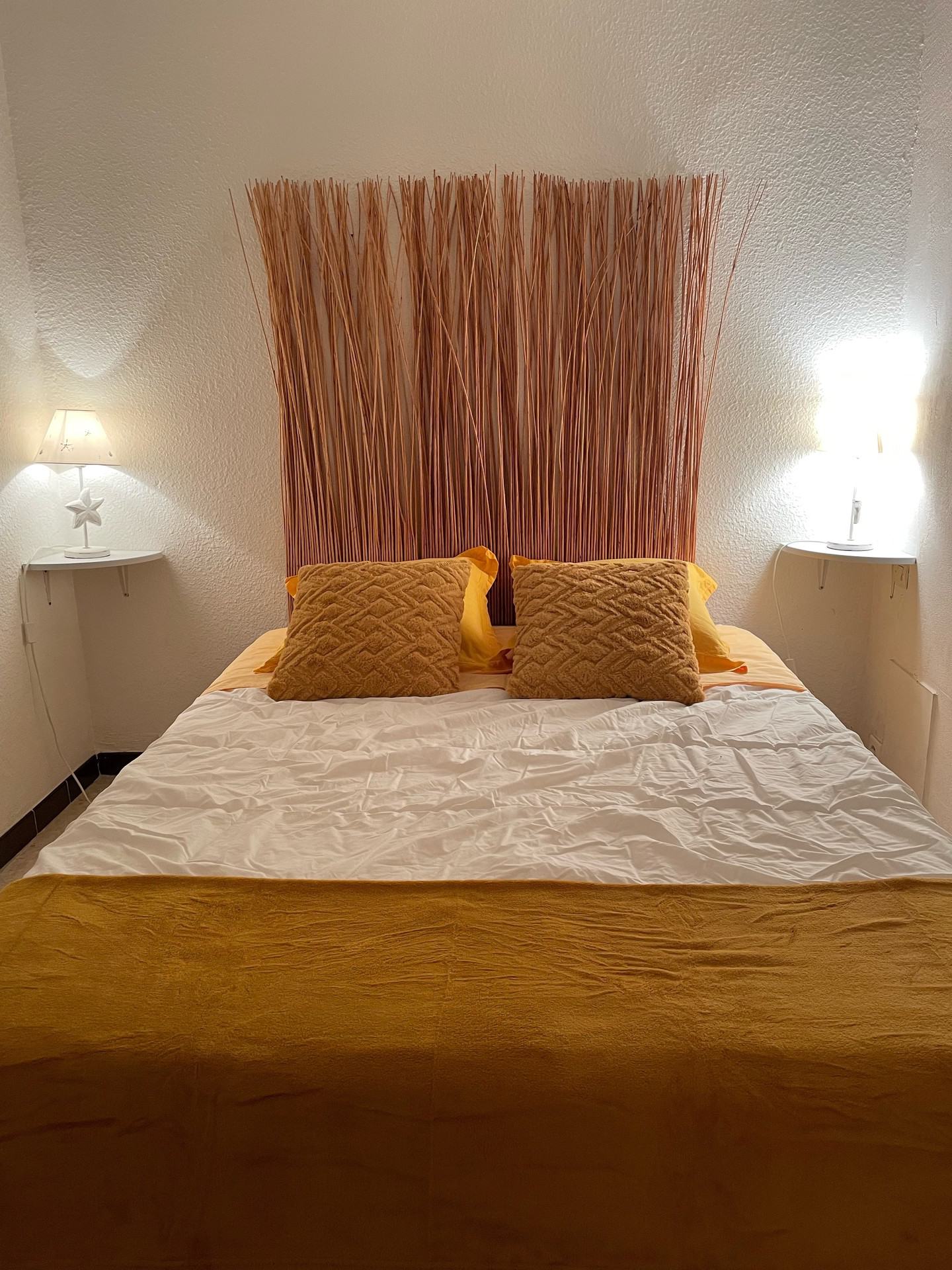 _lv_images__lot_0000000096_04_18454910