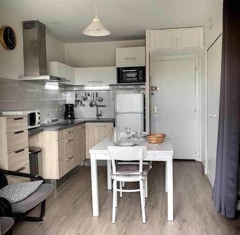 _lv_images__lot_0000000161_01_18750736