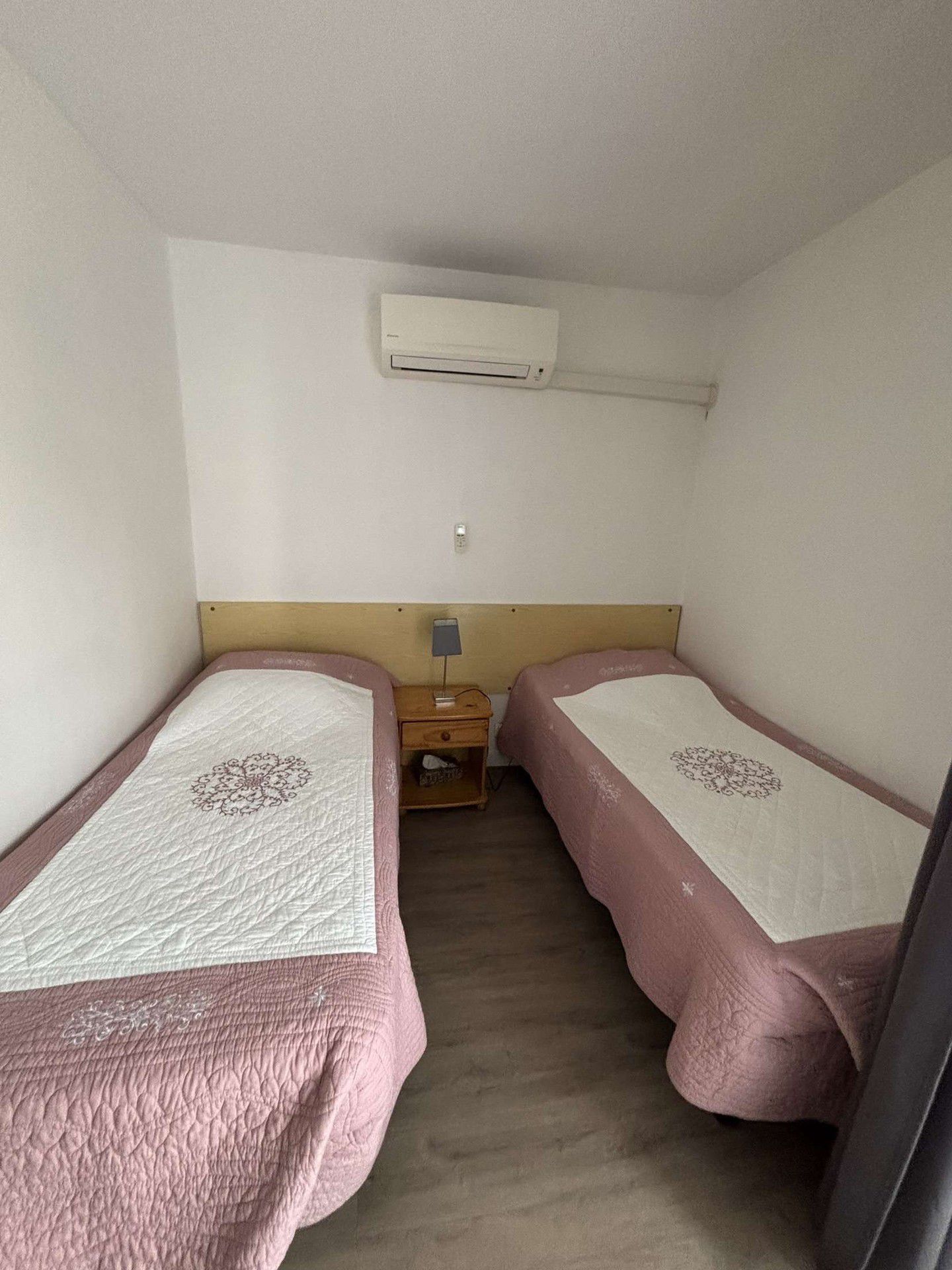 _lv_images__lot_0000000161_07_18750742