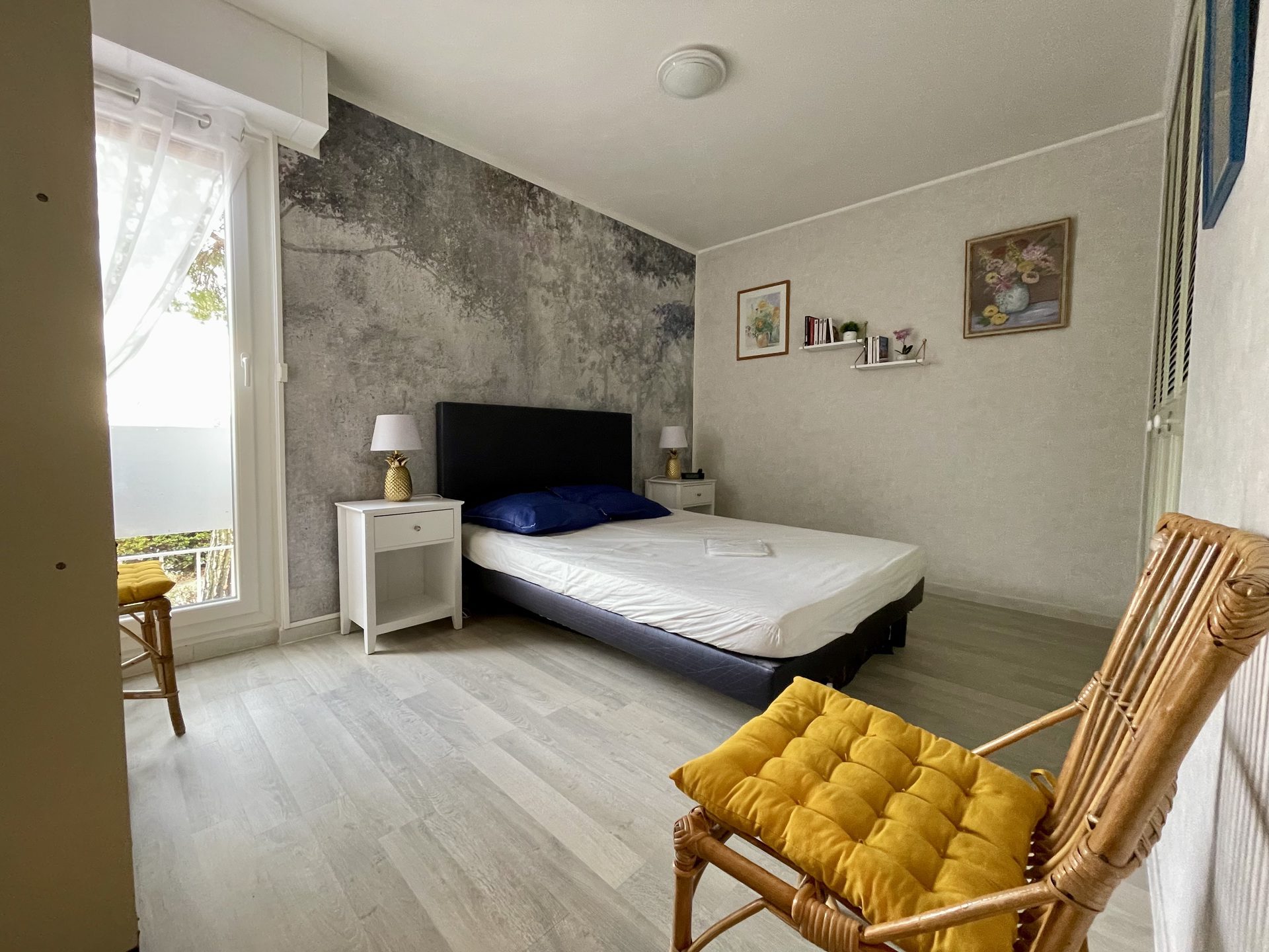 _lv_images__lot_0000000176_05_18379995