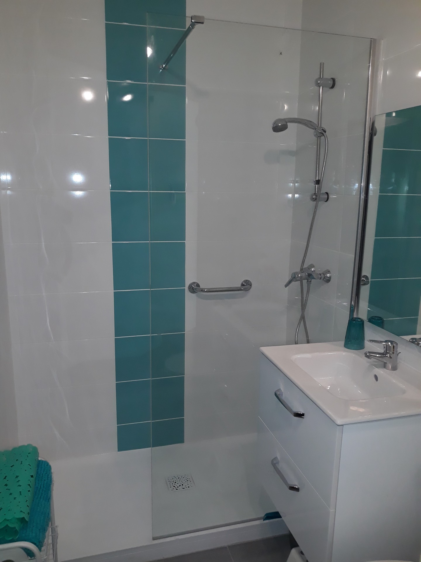 _lv_images__lot_0000000177_06_18960449