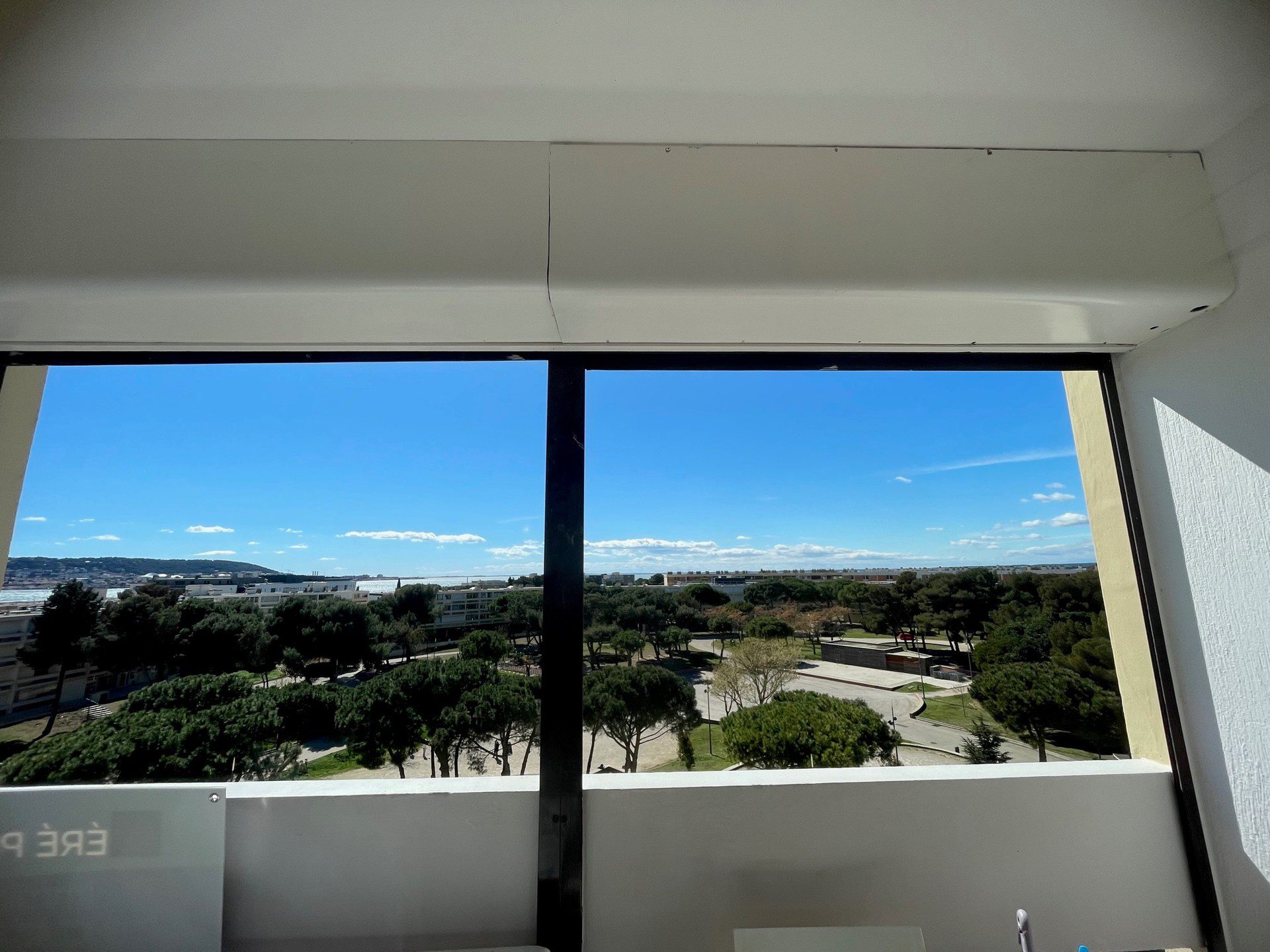 _lv_images__lot_0000000184_05_18432126