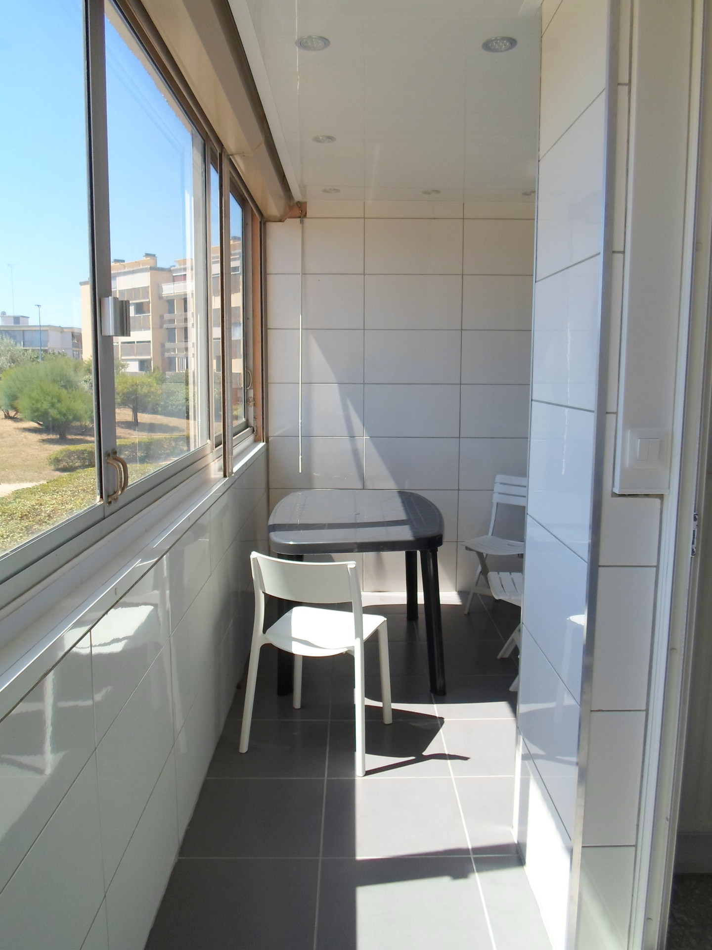 _lv_images__lot_0000000189_15_18433080