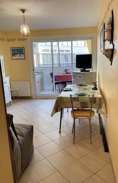 _lv_images__lot_0000000192_02_18431898