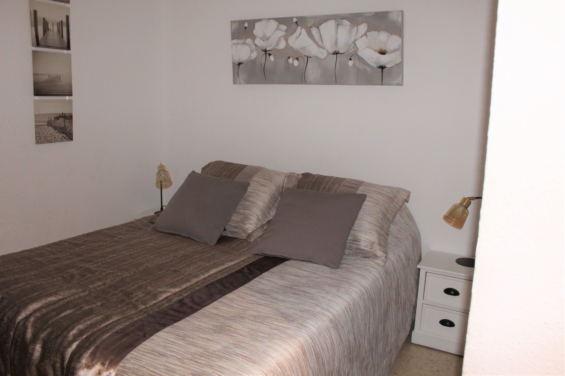 _lv_images__lot_0000000203_07_18586089