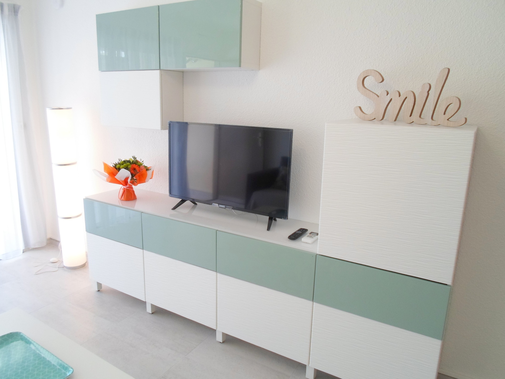 _lv_images__lot_0000000207_03_18959650