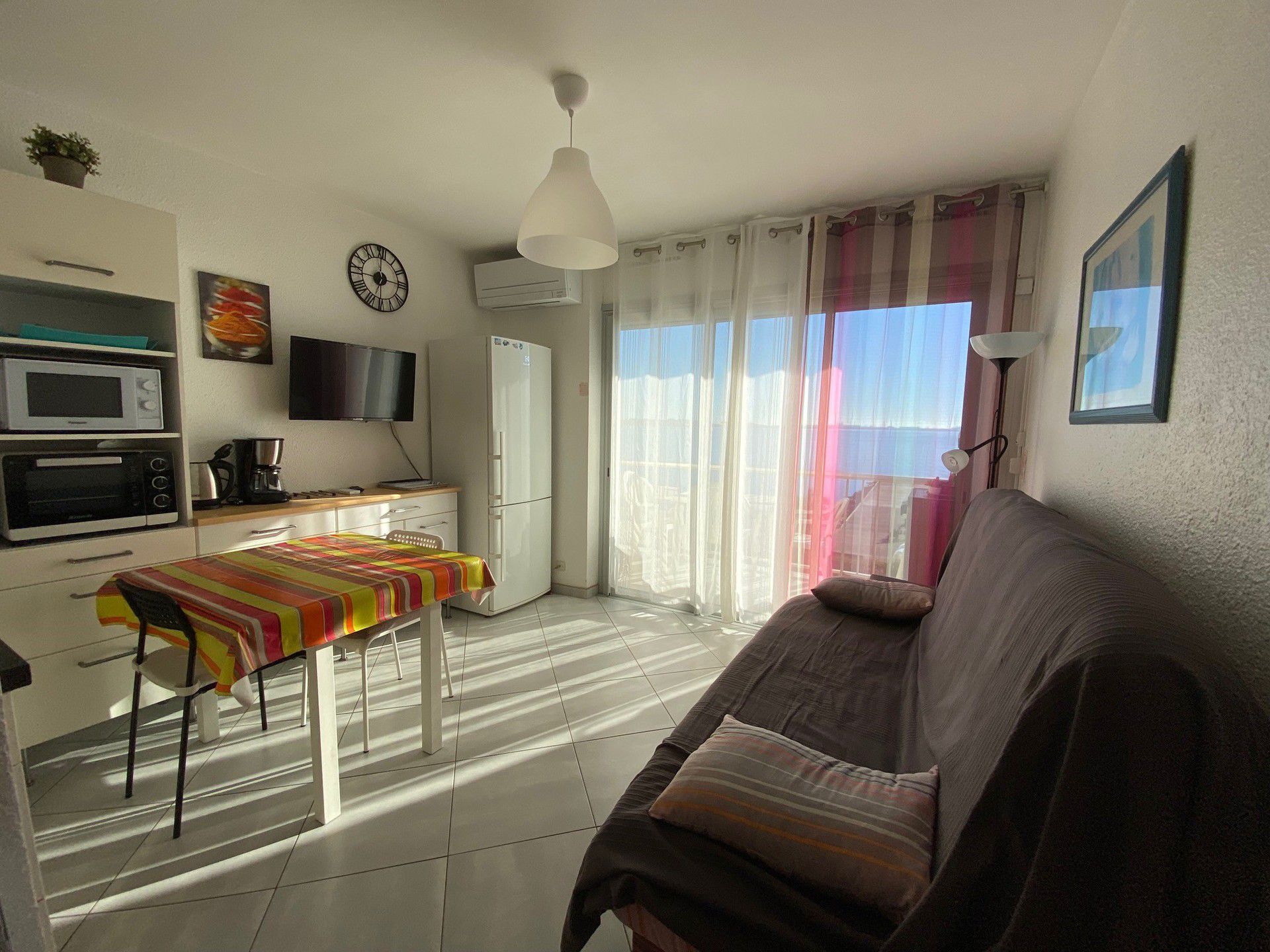 _lv_images__lot_0000000216_07_18454490