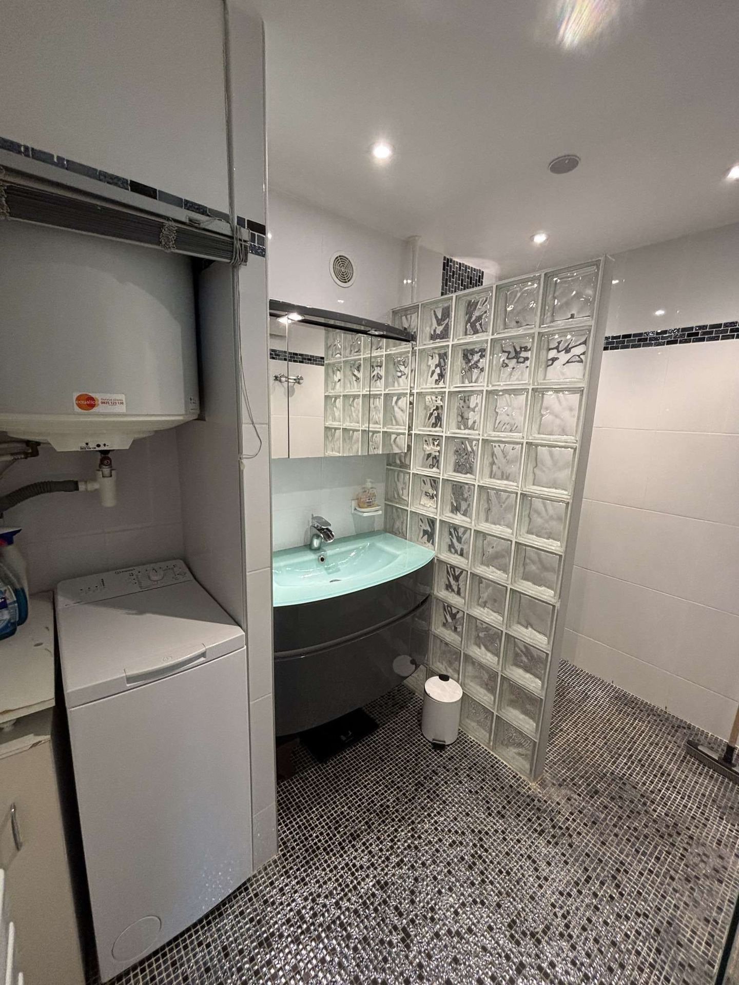 _lv_images__lot_0000000224_16_18454693