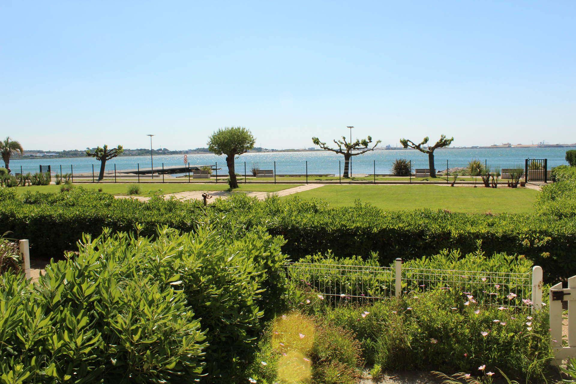 _lv_images__lot_0000000235_12_18960337