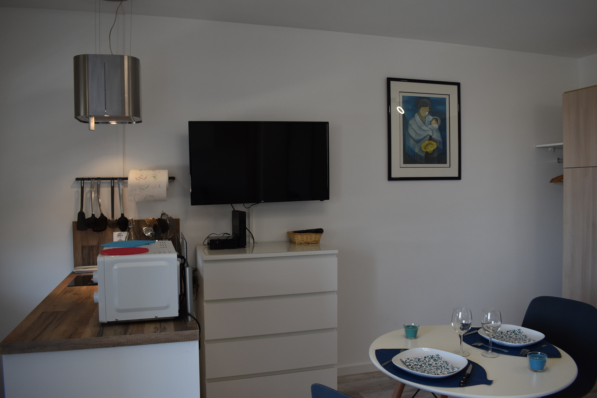 _lv_images__lot_0000000318_05_18454476