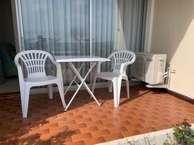 _lv_images__lot_0000000323_02_18758293