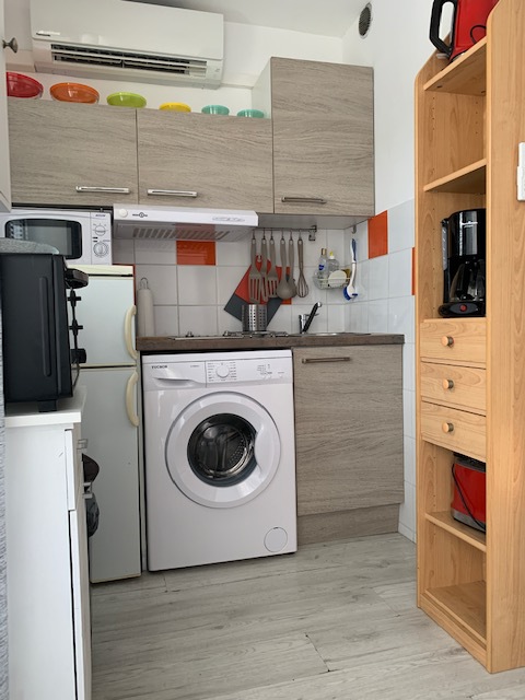 _lv_images__lot_0000000329_12_19177122