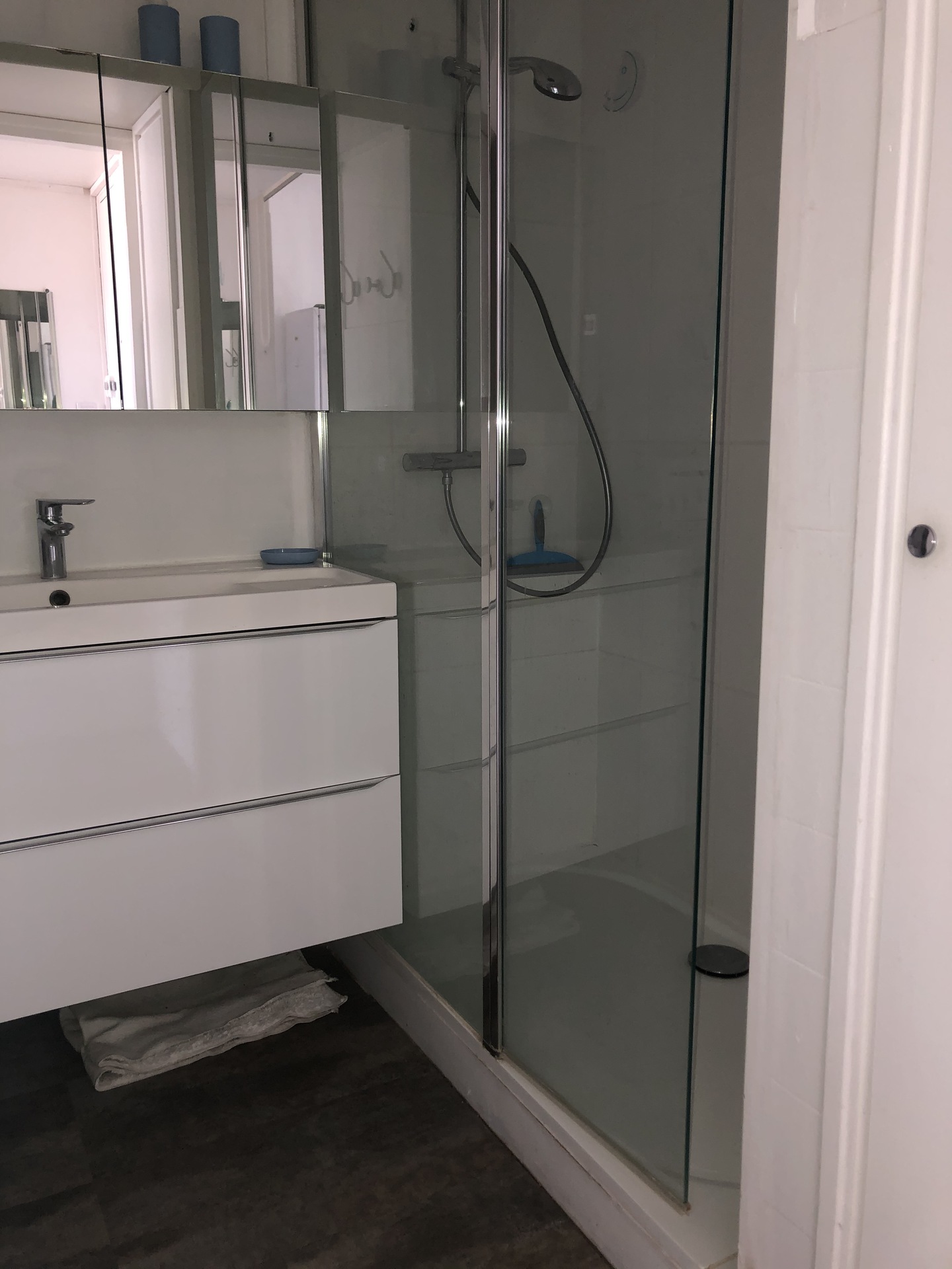 _lv_images__lot_0000000332_07_18960944