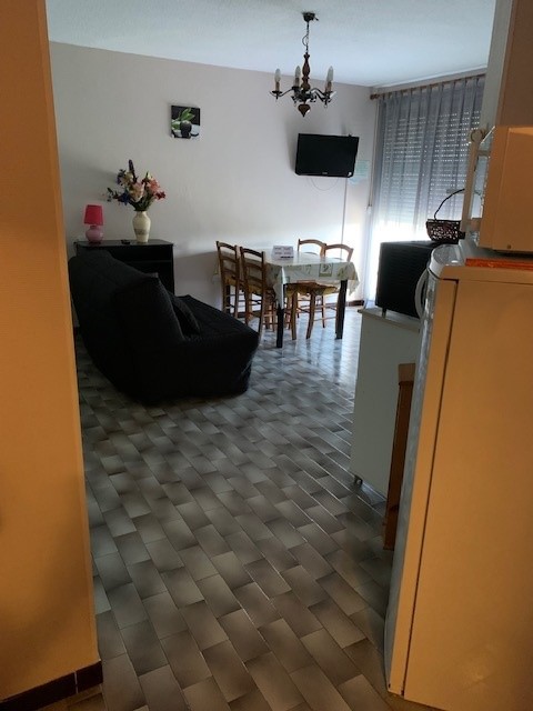 _lv_images__lot_0000000333_01_18961065