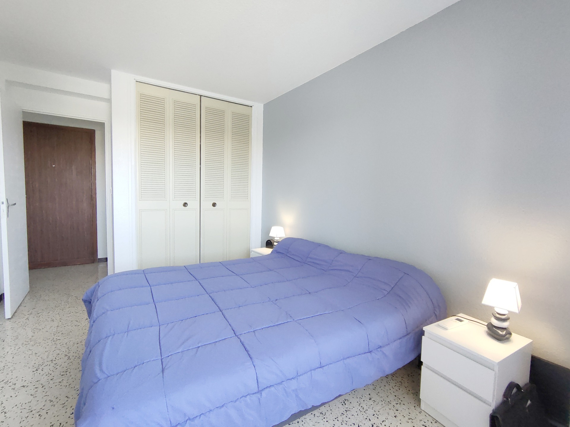 _lv_images__lot_0000000335_06_19228164