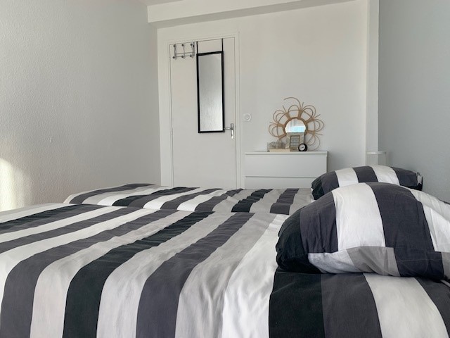 _lv_images__lot_0000000335_09_19228167