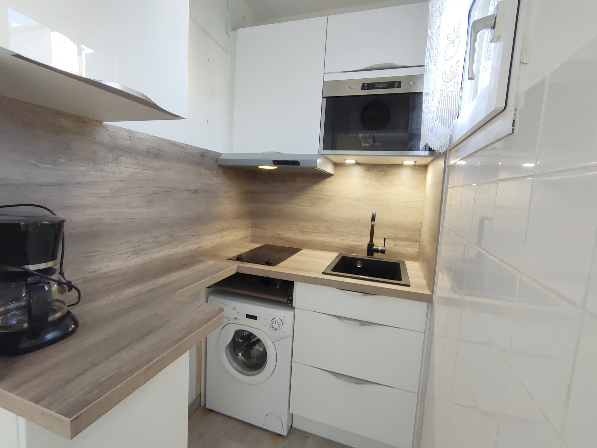 _lv_images__lot_0000000340_04_19191000