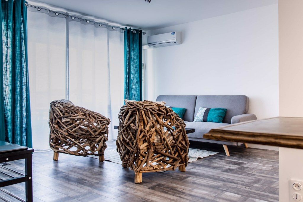 _lv_images__lot_0000000345_03_18959802