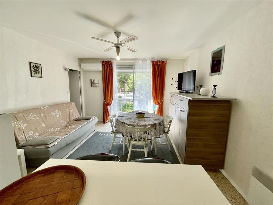 _lv_images__lot_0000000350_05_18118167