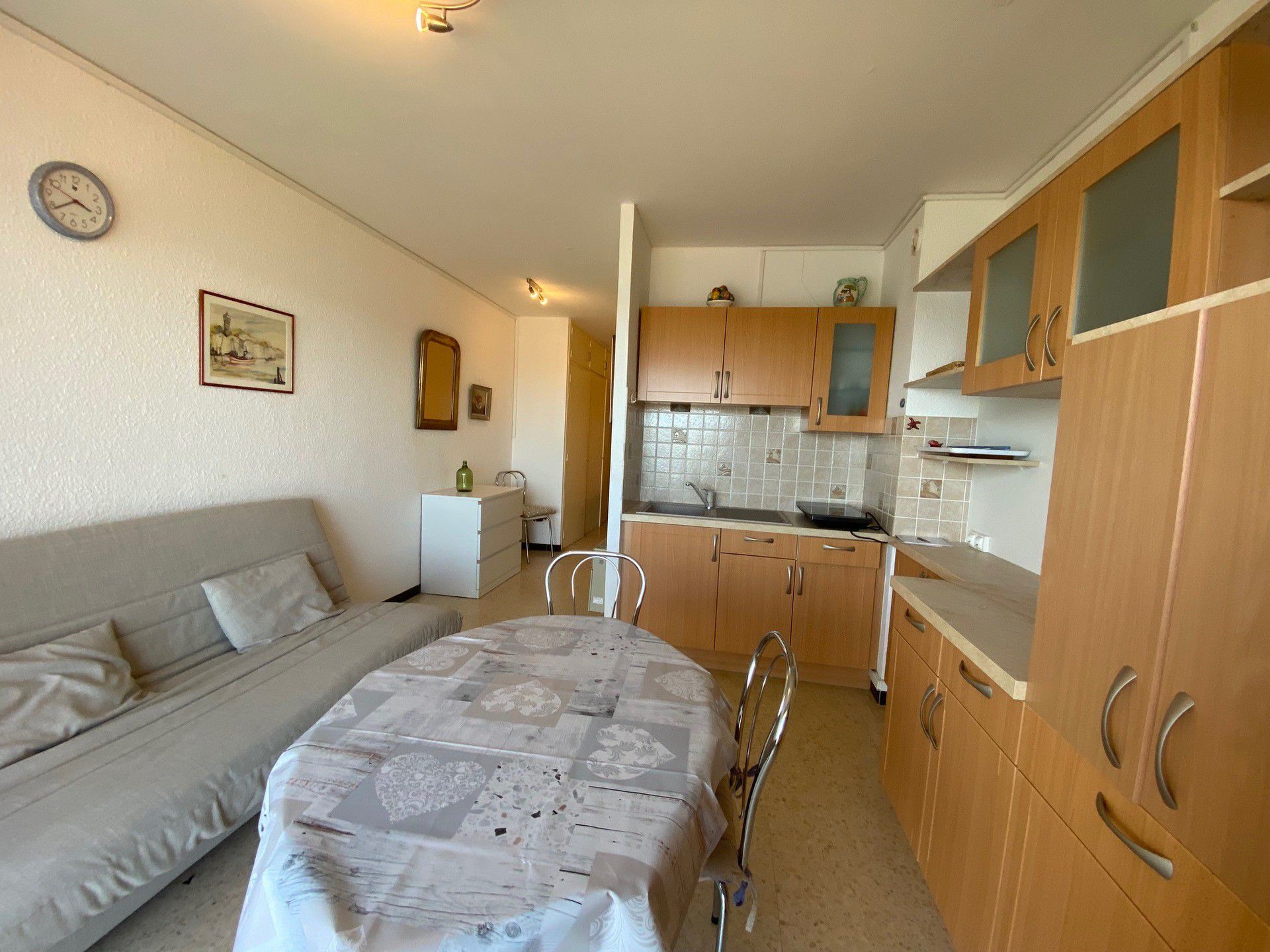 _lv_images__lot_0000000390_07_18103201