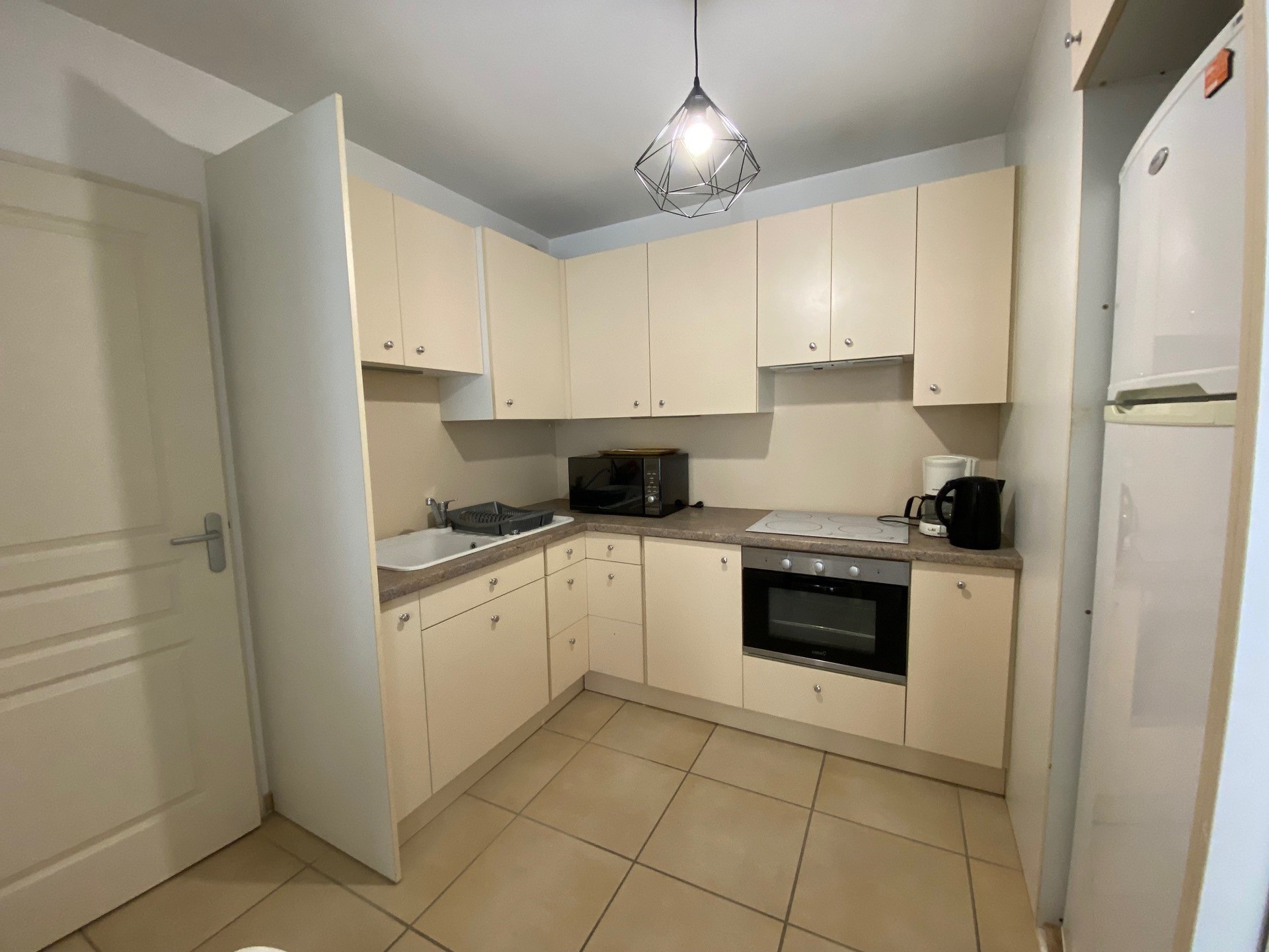 _lv_images__lot_0000000392_03_18425651