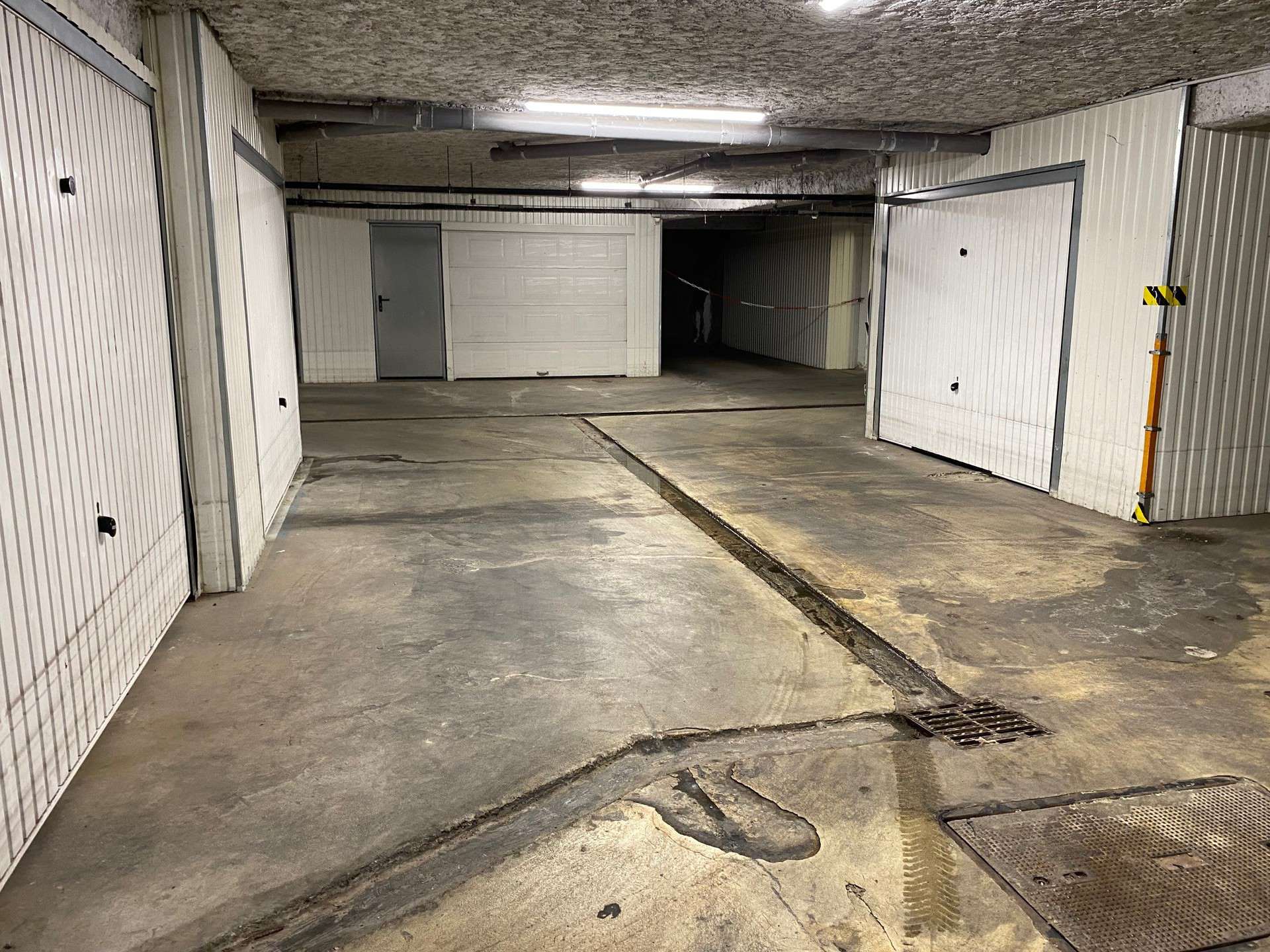 _lv_images__lot_0000000392_12_18960635