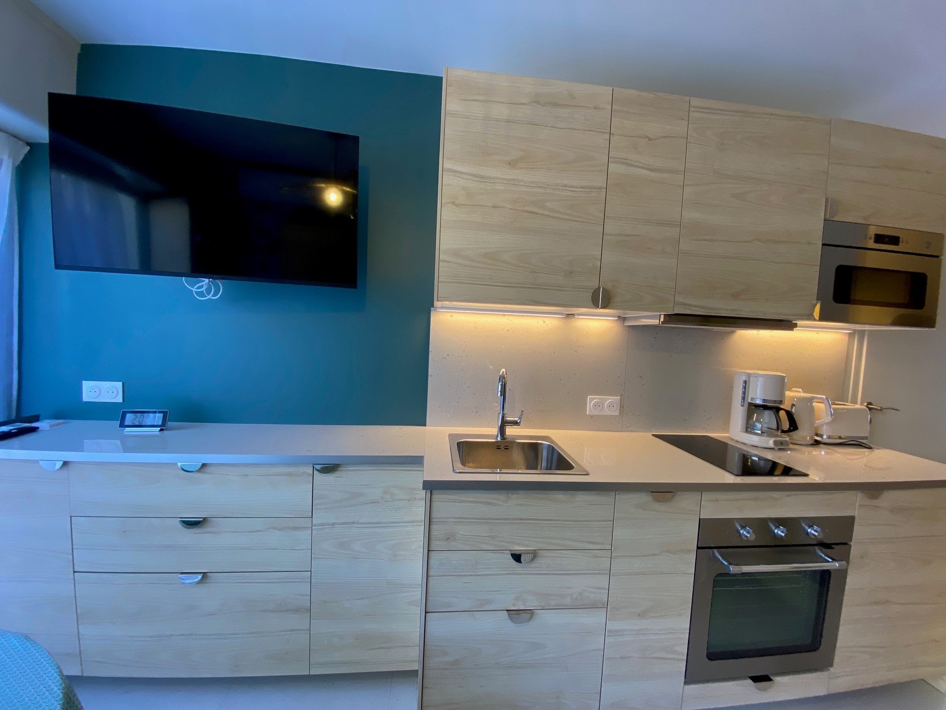 _lv_images__lot_0000000395_07_18749923