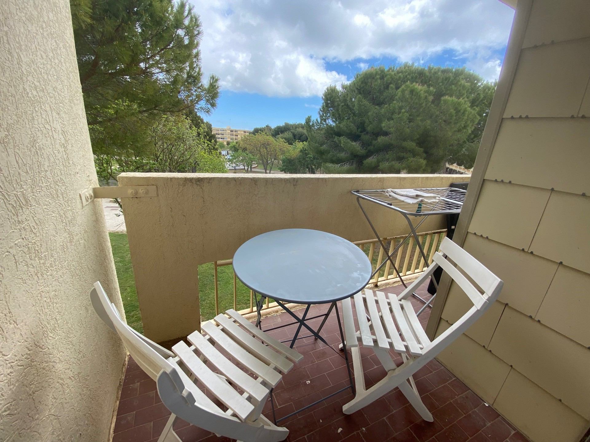 _lv_images__lot_0000000408_08_18110104